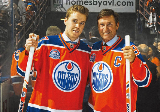 NHL 16x20 Player Photograph Connor McDavid/Wayne Gretzky Oilers