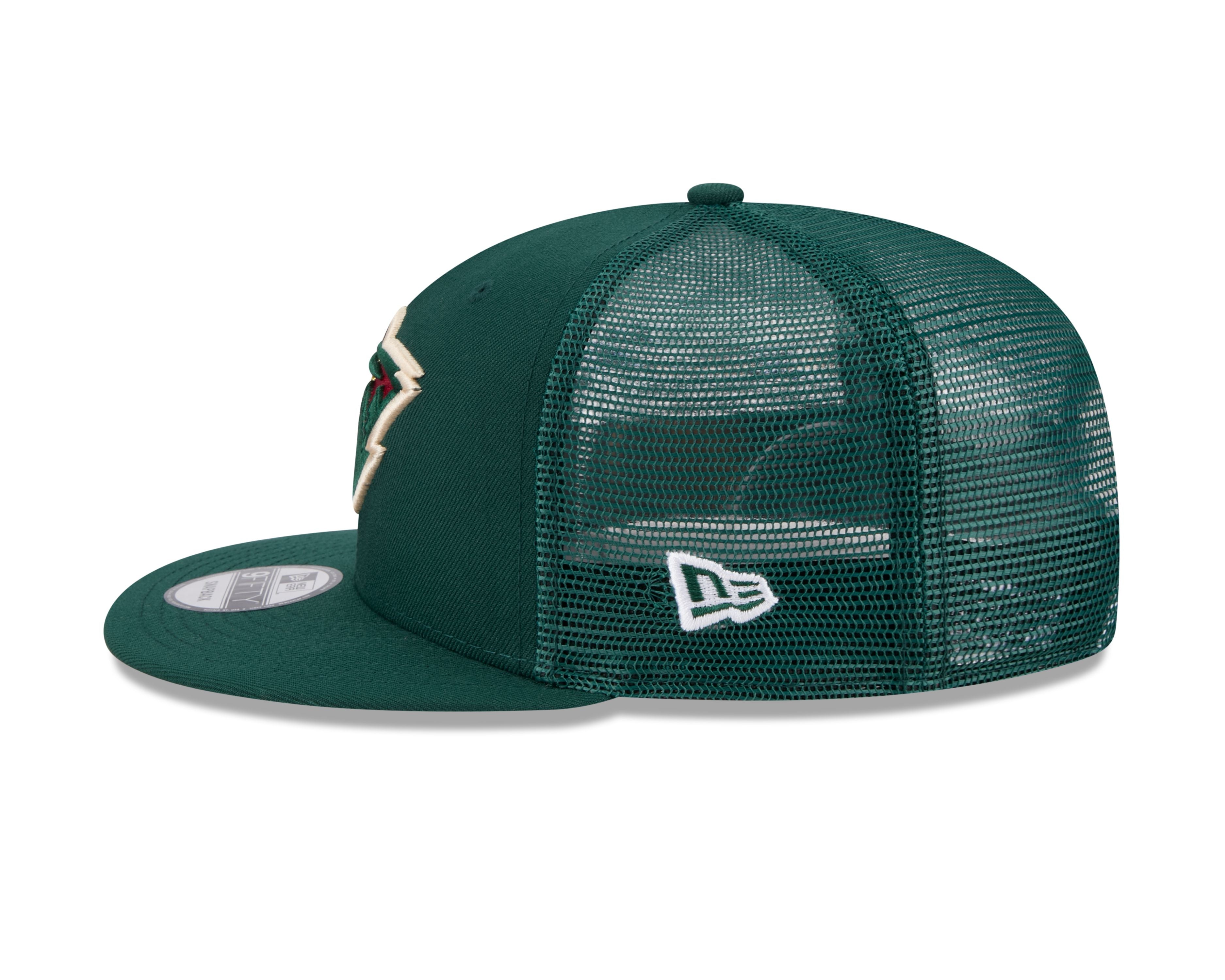NHL Hat 950 Trucker Snapback Wild