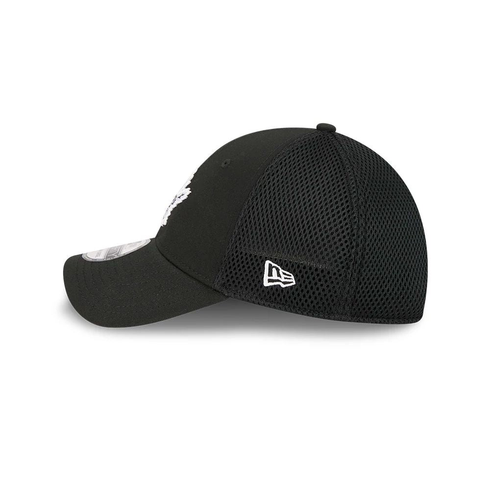 NHL Hat 3930 Neo Black & White Maple Leafs