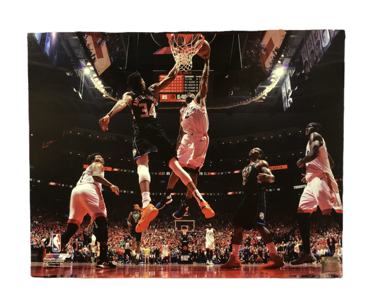 NBA 16x20 Player Photograph Dunk Champs 2019 Raptors