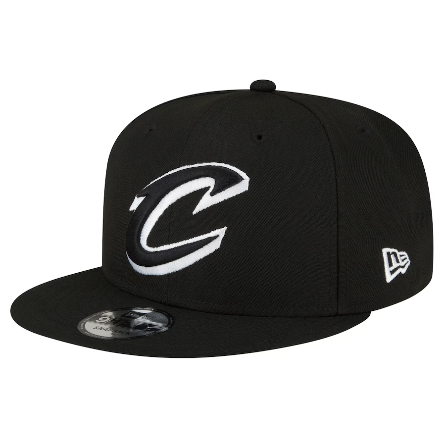NBA Hat 950 Basic Snapback Black and White Cavaliers