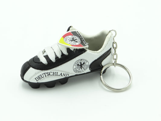 Country Keychain Cleat Germany