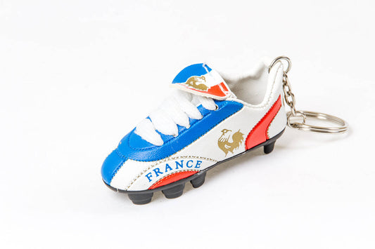 Country Keychain Cleat France