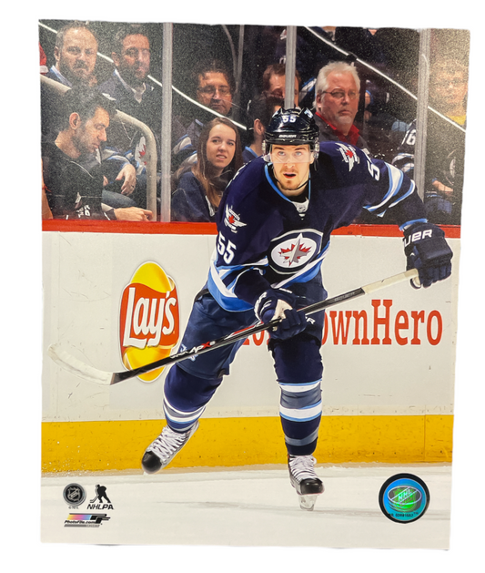 NHL 8x10 Player Photograph Going In Mark Scheifele Jets