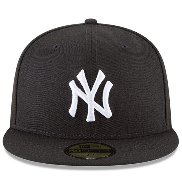 MLB Hat 5950 Basic Black And White Yankees