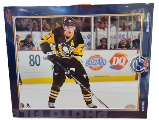NHL 8x10 Player Photograph On Ice Evgeni Malkin Penguins