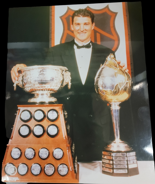 NHL 8x10 Vintage Player Photograph Trophies Mario Lemieux Penguins