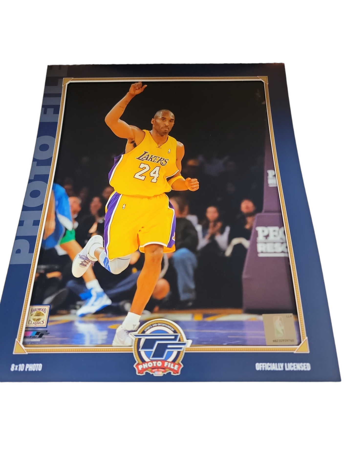 NBA 8x10 Vintage Player Photograph On Court Kobe Bryant Lakers